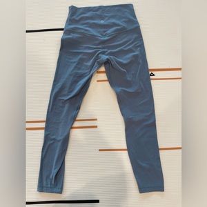 Lululemon Align nulu leggings. Size 6, GUC